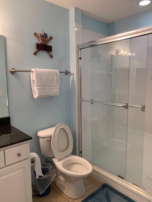 Gulf Coast Gold Private Condo - 2Bed, 2Bath, Sleep 6, Across Street From Beach, Balcony Views Of Sunsets, Beach & Gulf, Pool, Gym Сент-Піт-Біч Екстер'єр фото